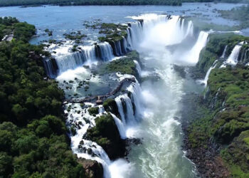Cinco lugares para conhecer no Paraná